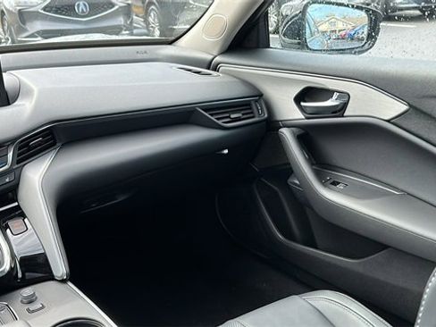 Used 2025 Acura TLX w/ Technology Package image 26