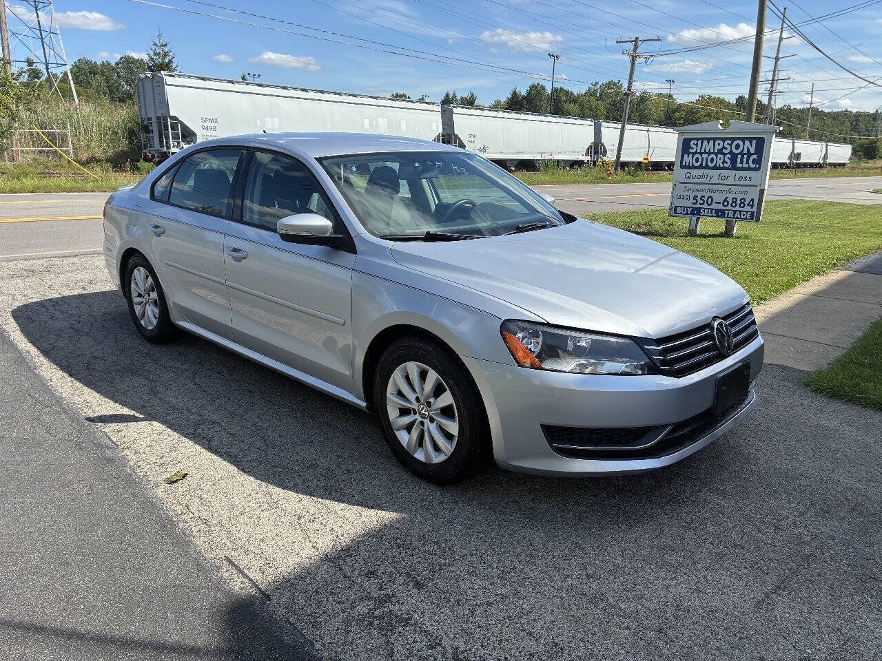 Used 2013 Volkswagen Passat 2.5 S FWD image 1