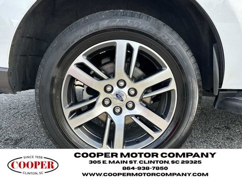 Used 2024 Ford Expedition Limited image 17