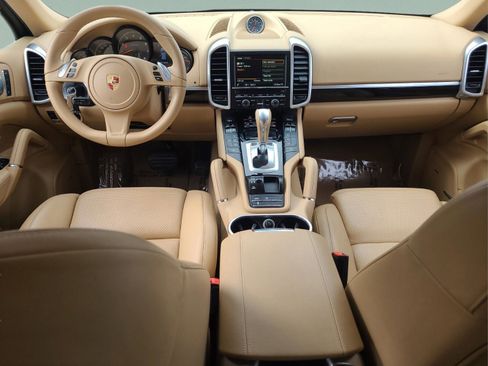 Used 2014 Porsche Cayenne image 12