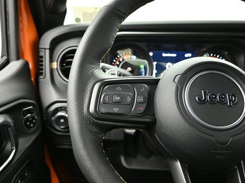 New 2025 Jeep Wrangler Unlimited Rubicon 392 image 29