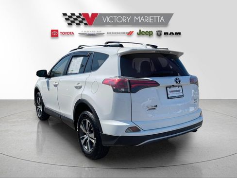 Used 2018 Toyota RAV4 XLE w/ Plus Extra Value Package AWD/4WD image 3