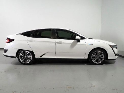 Used 2018 Honda Clarity Touring image 4