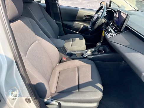 Used 2024 Toyota Corolla LE FWD image 27