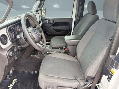 Used 2024 Jeep Wrangler Sport AWD/4WD image 5