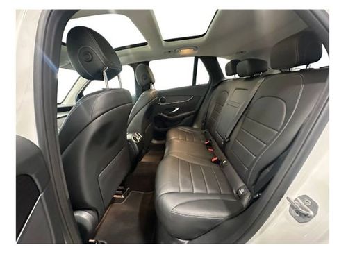 Used 2021 Mercedes-Benz GLC 300 4MATIC image 11