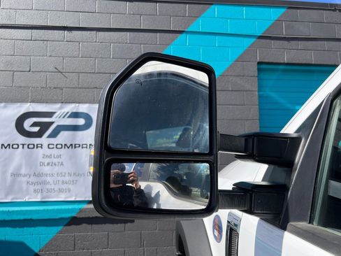 Used 2022 Ford F550 4x4 Crew Cab Super Duty w/ Power Equipment Group image 30