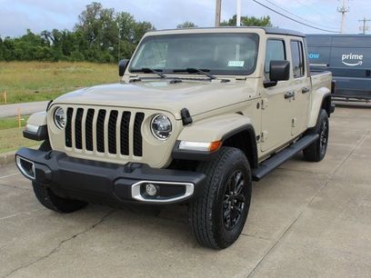 Used 2022 Jeep Gladiator Sport