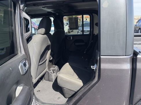 Used 2021 Jeep Gladiator Sport AWD/4WD image 19