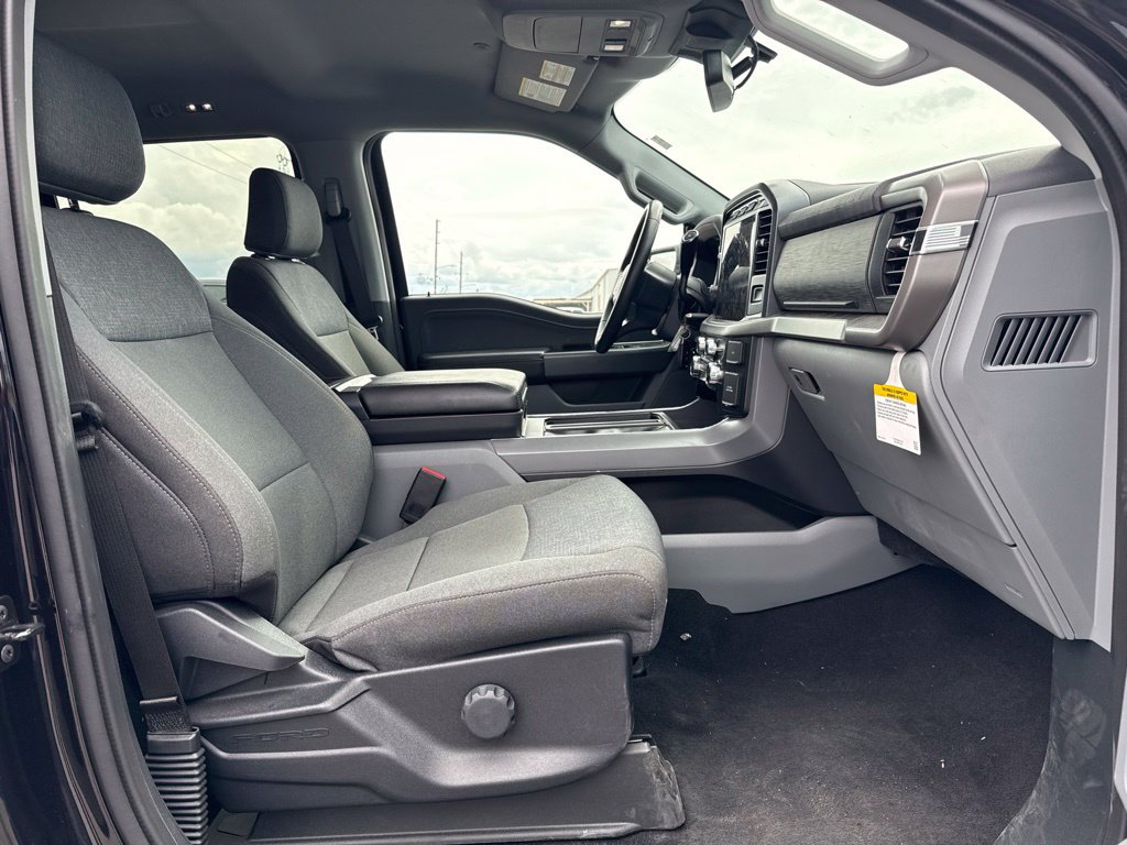 Used 2024 Ford F150 XLT w/ Mobile Office Package RWD image 10