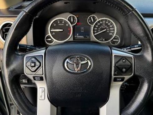 Used 2017 Toyota Tundra Limited w/ Limited Premium Package image 8