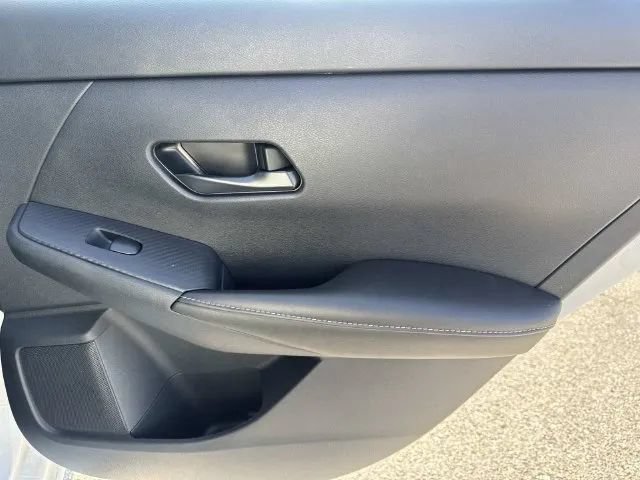 Certified 2025 Nissan Sentra SV FWD image 22