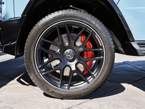 Used 2025 Mercedes-Benz G 63 AMG 4MATIC image 3