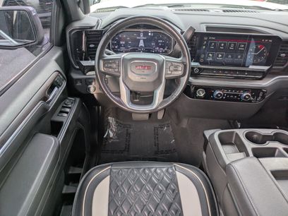 Used 2022 GMC Sierra 1500 SLT