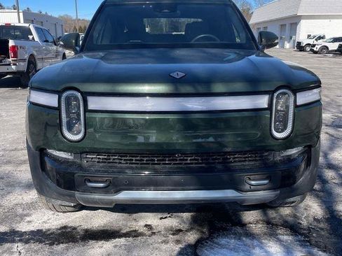 Used 2022 Rivian R1T Adventure image 8