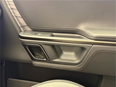 Used 2022 Rivian R1T Adventure image 24