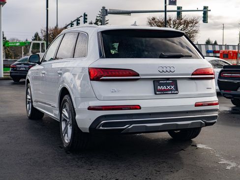 Used 2020 Audi Q7 3.0T Premium Plus image 12