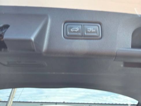 Certified 2024 Kia Telluride SX Prestige AWD/4WD image 11