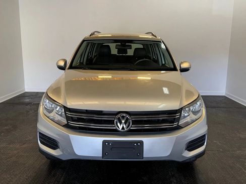 Used 2016 Volkswagen Tiguan S AWD/4WD image 2