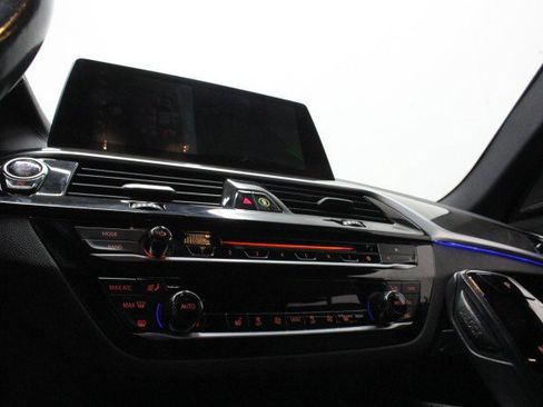 Used 2019 BMW M550i xDrive M550i xDrive image 14