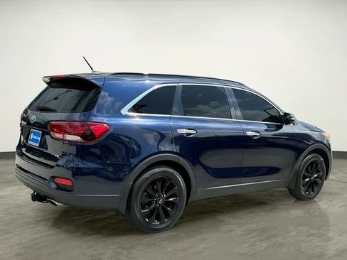 Used 2019 Kia Sorento S FWD image 7
