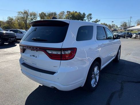 Used 2023 Dodge Durango GT image 4