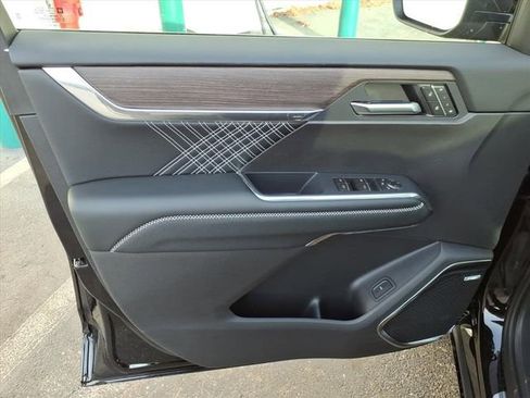 New 2026 GMC Acadia Denali w/ Super Cruise Package image 29