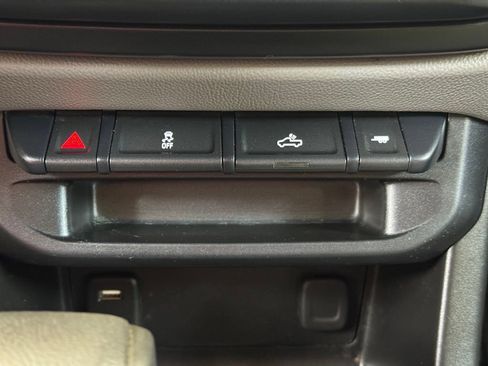 Used 2018 Chevrolet Colorado W/T w/ WT Convenience Package AWD/4WD image 35