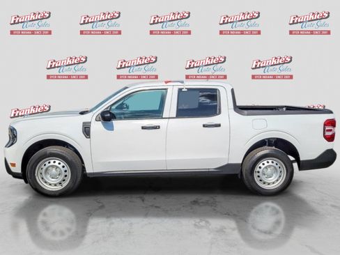 Used 2025 Ford Maverick XL w/ Equipment Group 102A AWD/4WD image 2
