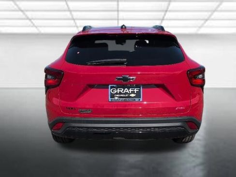 New 2026 Chevrolet Trax RS w/ Sunroof Package image 29