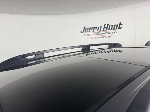 Used 2025 Subaru Ascent Limited w/ Popular Package #1 AWD/4WD image 3