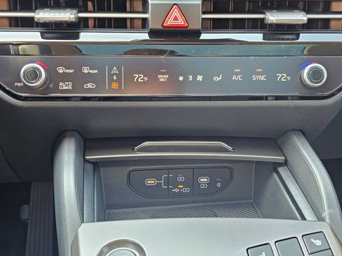 New 2026 Kia Sportage EX w/ EX Panoramic Sunroof Package image 17