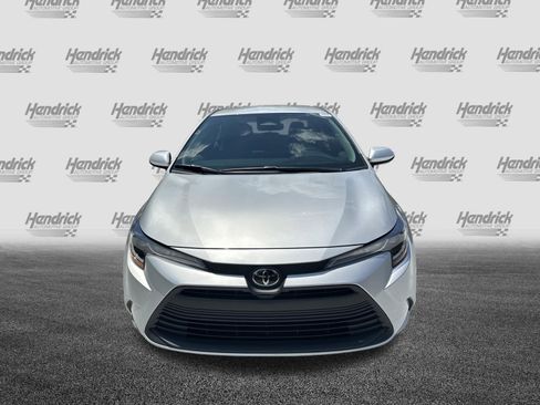 Certified 2025 Toyota Corolla LE FWD image 3