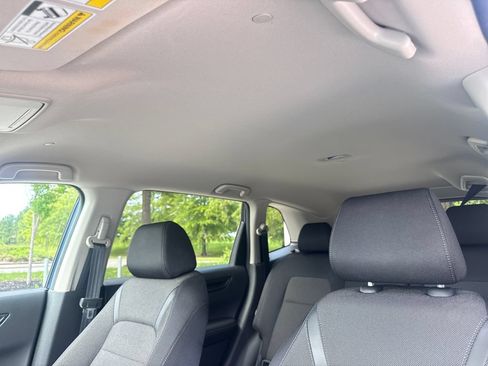 Certified 2025 Honda CR-V LX image 31