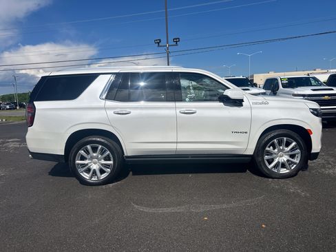 Used 2021 Chevrolet Tahoe High Country AWD/4WD image 10