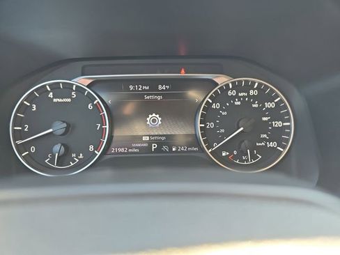 Used 2025 Nissan Rogue SV FWD image 24
