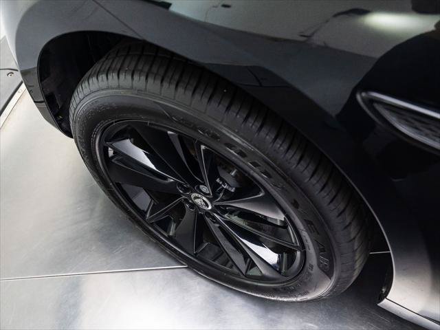 New 2025 Jaguar F-PACE R-Dynamic S AWD/4WD image 13