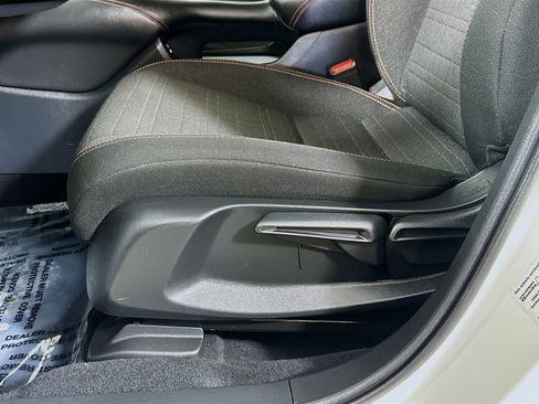 Used 2024 Honda HR-V Sport image 18