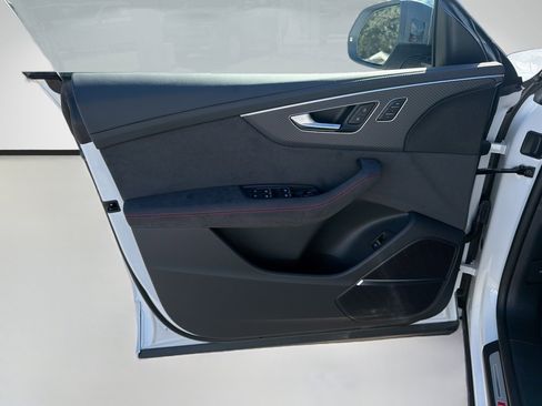 New 2026 Audi RS Q8 performance image 22