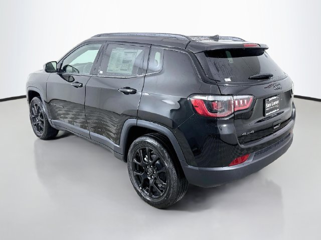 New 2026 Jeep Compass Latitude AWD/4WD image 5