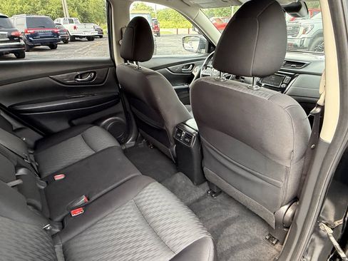 Used 2020 Nissan Rogue SV AWD/4WD image 23