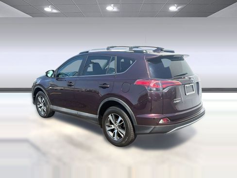 Used 2017 Toyota RAV4 XLE image 3