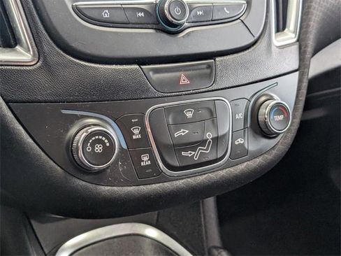 Used 2016 Chevrolet Malibu LT image 20