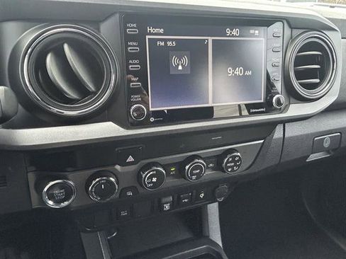 Used 2020 Toyota Tacoma SR5 image 19
