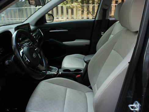 Used 2021 Kia Seltos EX AWD/4WD image 14