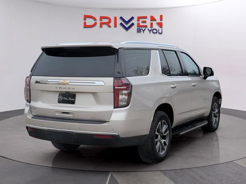 Used 2021 Chevrolet Tahoe LT w/ LT Signature Package image 5