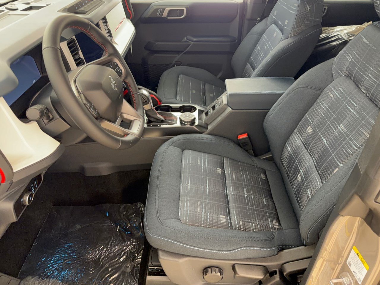 New 2026 Ford Bronco Heritage Edition AWD/4WD image 5