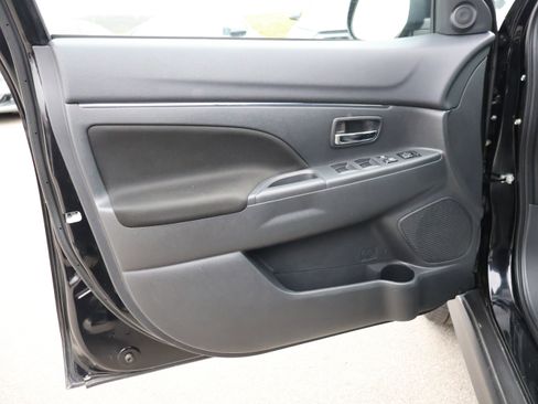 Used 2024 Mitsubishi Outlander Sport ES image 20