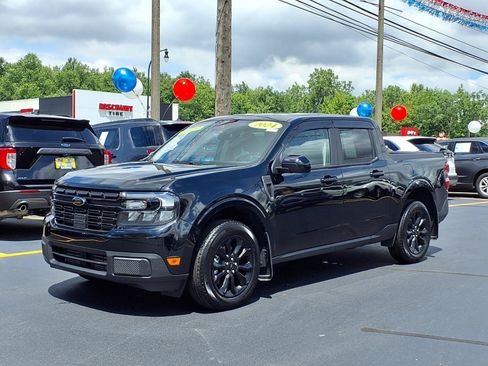 Used 2024 Ford Maverick Lariat w/ Black Appearance Package AWD/4WD image 1
