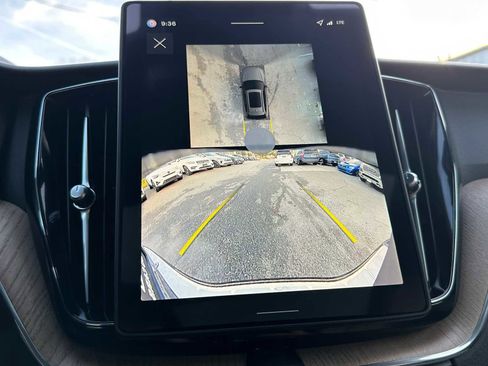 New 2026 Volvo XC60 T8 Plus w/ Protection Package Premier image 26